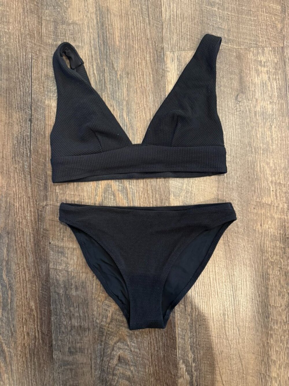 H&M Ribbed Black Bikini - Top 6, Bottom 4